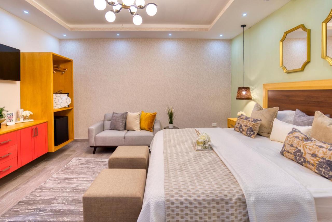 Melina Hotel 이구에이 외부 사진